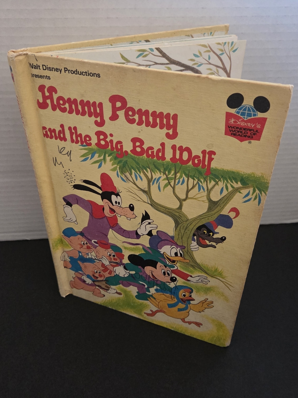 WALT DISNEY Productions Henny Penny and the Big Bad Wolf *Used